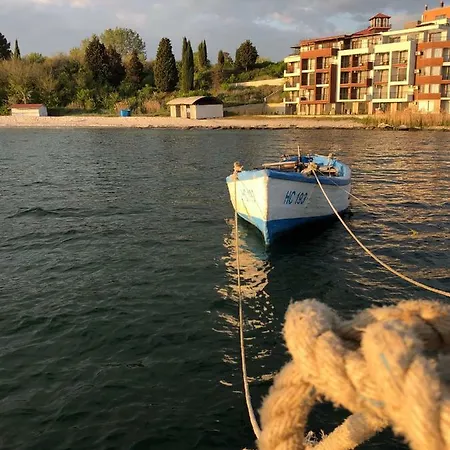 Akrotiria